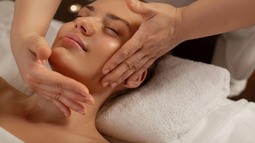 Beauty Les Contours Sagging Treatment-treatment-services-heroes